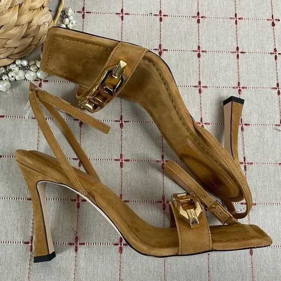 Good American Suede Single Strap Chain Heeled Sandals Amber Brown Sz 	11 New - Picture 7 of 12